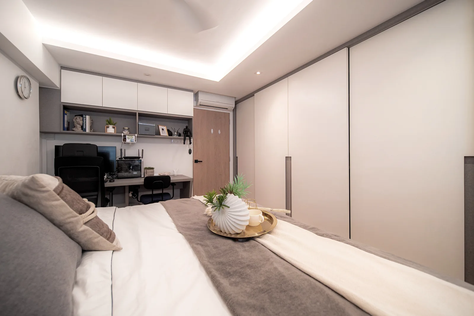 J Concept Designers &mdash; bedroom study nook with floating desk, display shelf and integrated cabinetry