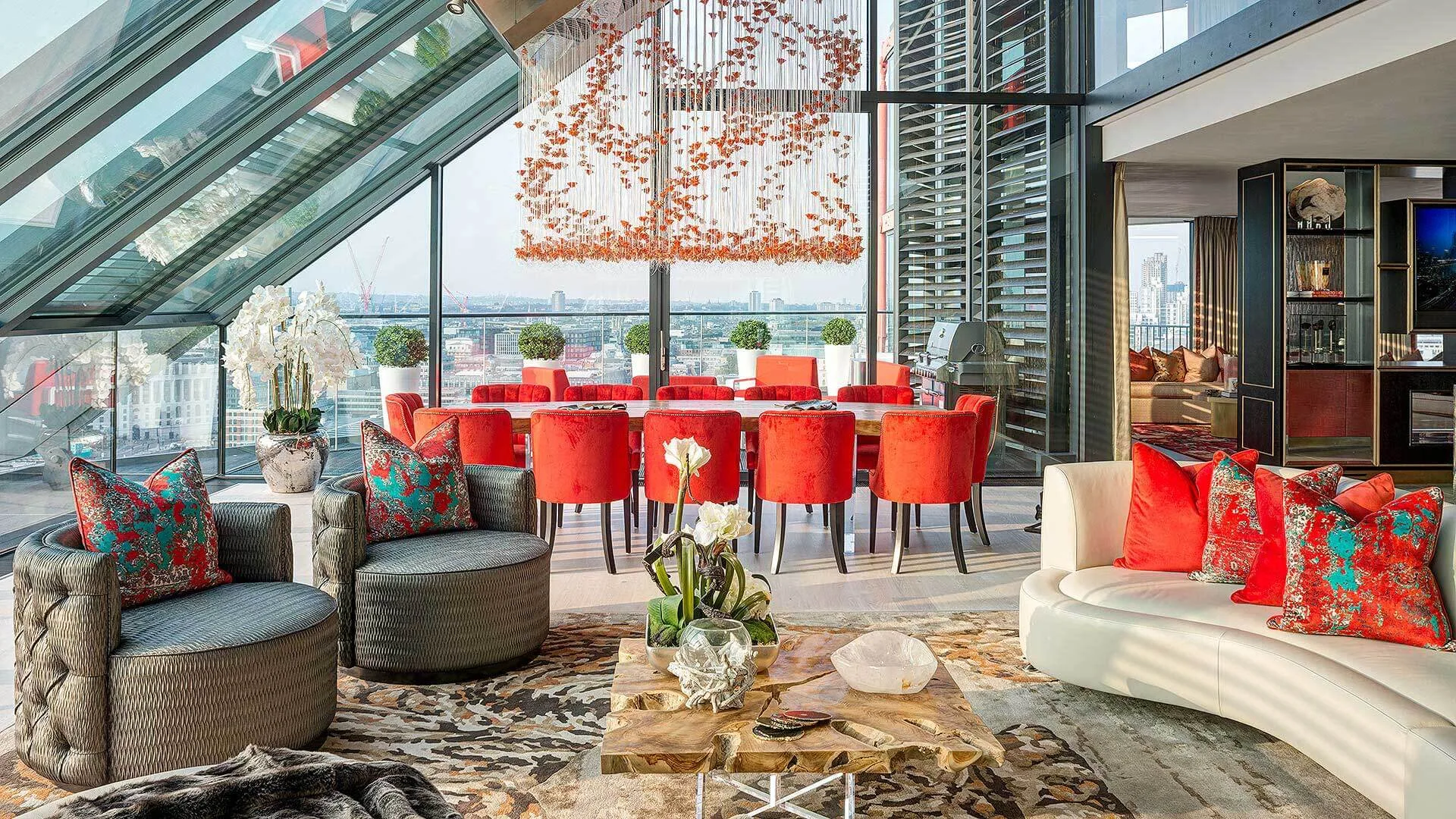 Hill House Interiors &mdash; curved lounge sofas