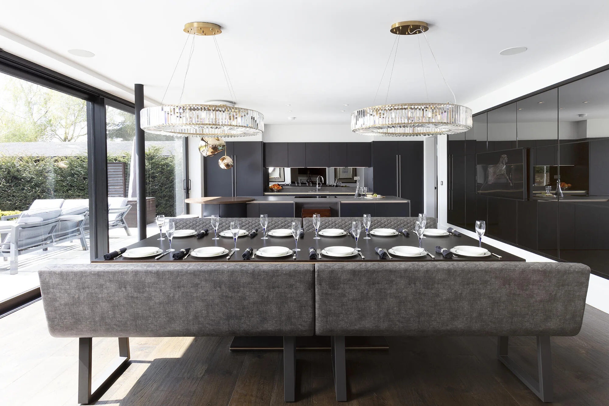 JN Interior Designs &mdash; Japanese-inspired minimalist dining